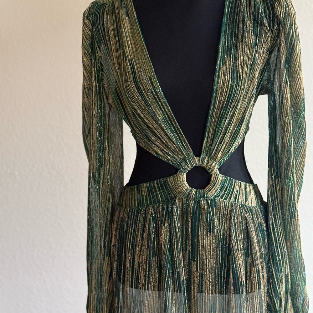 Baesically Curve Emerald Gold Metallic Cutout Maxi Dress NWT Size S - Picture 3 of 11